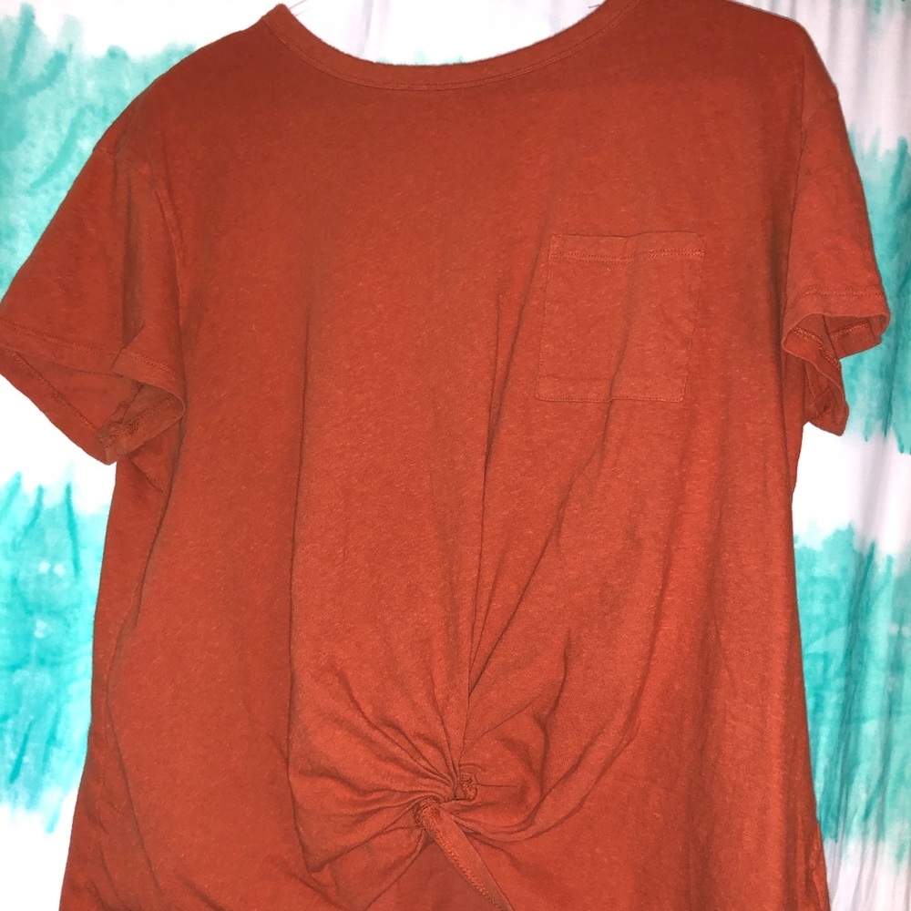 Rust orange bottom tie shirt